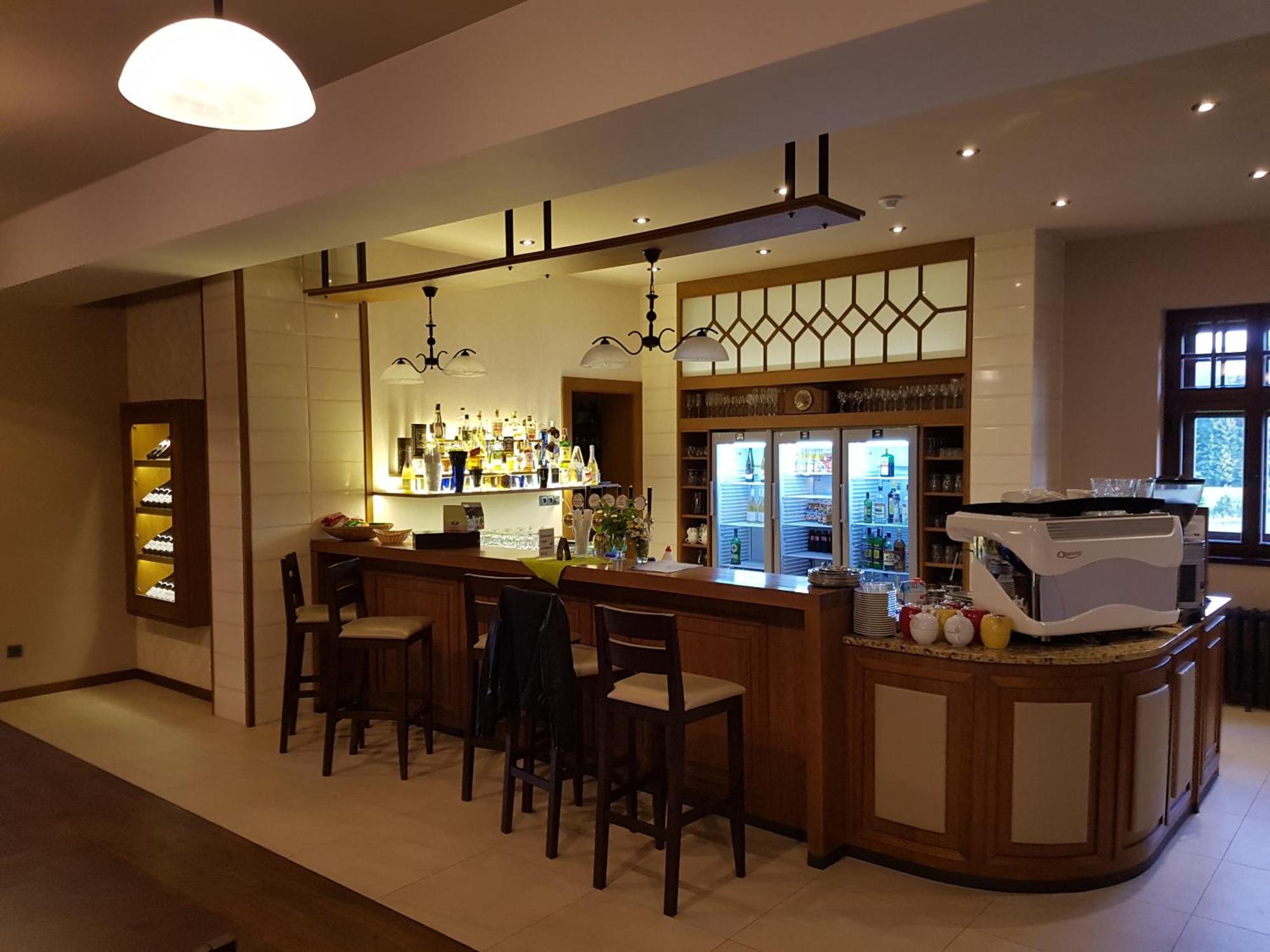 Hotel Franz Rejviz Ngoại thất bức ảnh