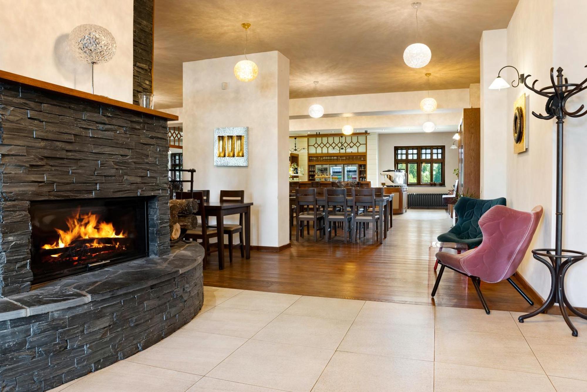 Hotel Franz Rejviz Ngoại thất bức ảnh